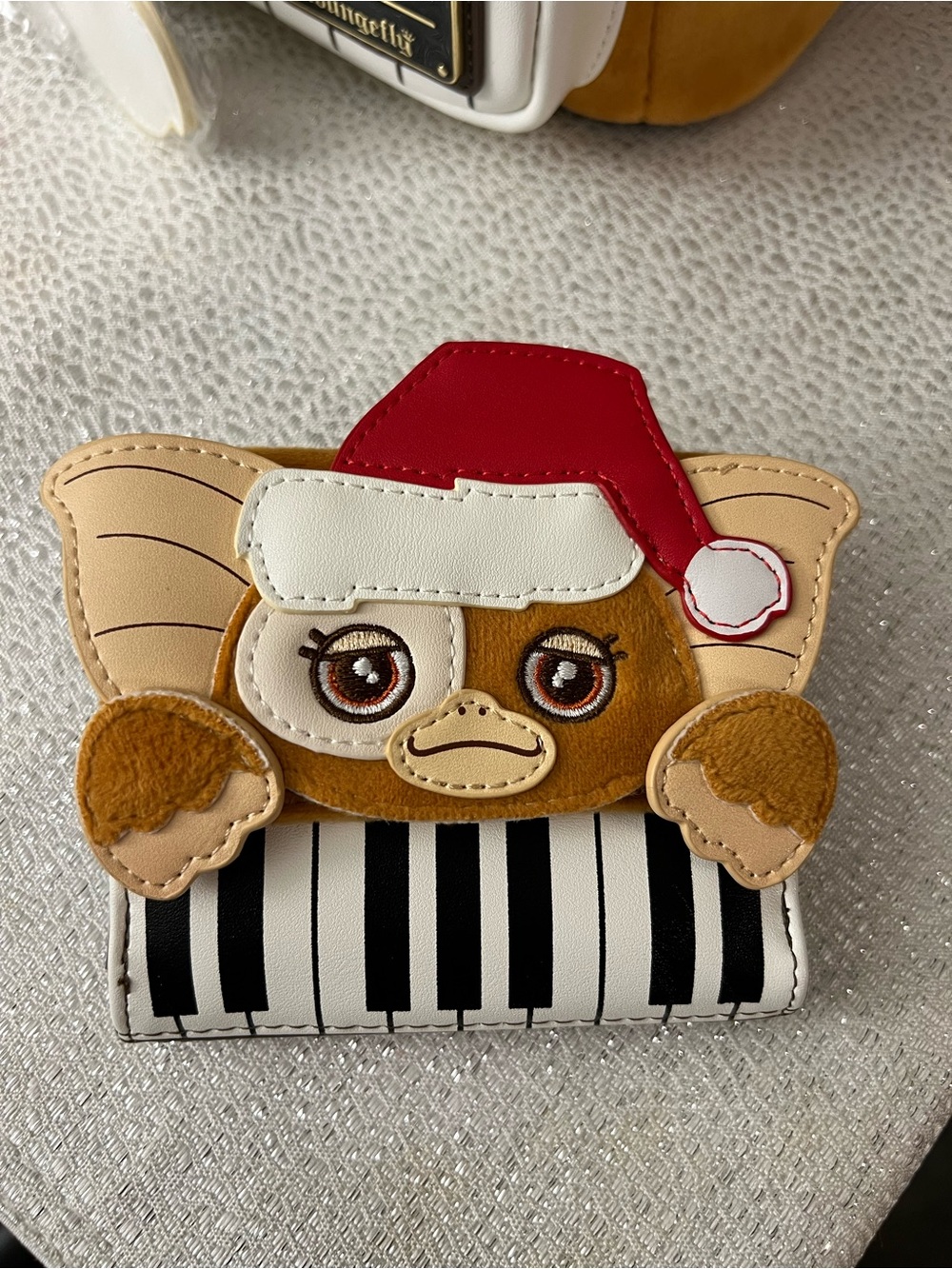 Loungefly Gremlins Gizmo Mini Backpack & Wallet Set Faux Leather Adjustable - Picture 2 of 11